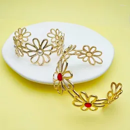 Bangle Bracelet For Women Hollowed Metal Flower Cuff Bangles Party Gift Holiday OL Fashion Jewelry B059