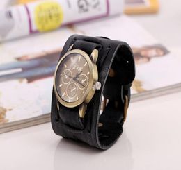 2017 new fashion 100 Genuine leather Bracelet Watch Men watch Personalised Retro Leather Bracelet Watch8298326