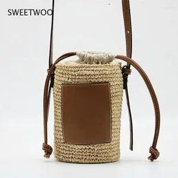 Shoulder Bags 2024 Women's Straw Round Bucket Woven Messenger Bag Handbag Female Beach