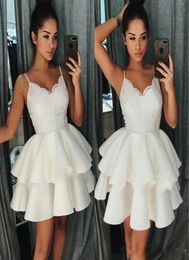 Short Little White Homecoming Dresses 2018 Spaghetti Straps Ball Gown Layers Lace Cocktail Dress Mini Prom Gowns For Graduation Pa9302332