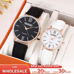 Wristwatches 2PCS Fashion Couple Set Watches Luxury Men Women Business Casual Quartz Watch Simple Leather Wristwatch Relogio Feminino