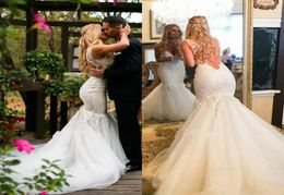 New Bohemia Wedding Dresses With Lace Appliques Backless V Neck Count Train Mermaid Wedding Gowns Tulle Custom Made Beach Bridal D7756584