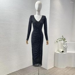 Casual Dresses Black High Quality Diamonds Pressed Long Sleeve Bodycon Tight Pleats Women Party Midi Dress