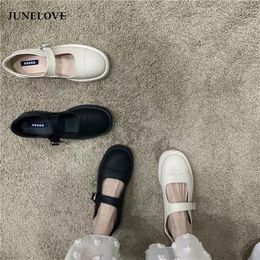 Casual Shoes 2024 Peas Women Lofers Spring Autumn Flat Soft Leather Small Pedal British Vintage Single