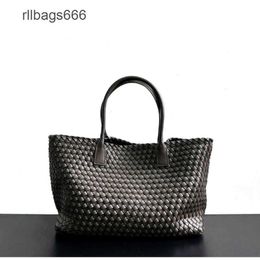 Bags Bottegs Large Basket Designer Cabat Women's Handbag Lady Sheepskin Woven Fashion Tote Bag Leather Classic Capacity Universal YXHF