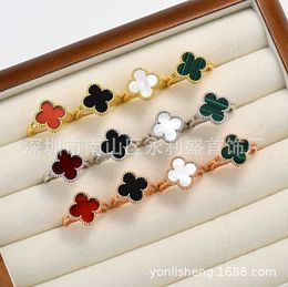 Designer VAN High Edition Clover Ring Classic Fashion Versatile Plated 18K Natural White Fritillaria Red Agate