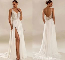 Plus Size V Neck Sexy Side Split A Line Wedding Dresses Summer Beach Elegant Lace Chiffon Boho Bridal Gowns With Pleats Vestidos De Novia Backless Bride Robes YD