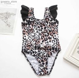 Jednopokur Leopard Falbala Girls Kids One Piece Swimpit Swim stniebira 2023 Summer Dziewczyny Dziewczyny Swiment Skuttur plażowy Baby Ruffle Monokini Y240412