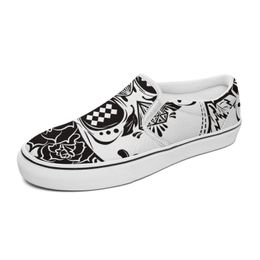 Customized Slip On Casual Shoes Men Women Classic Canvas Sneaker Black White Grey Brown Honeydew Mens Trainers Outdoor Shoe GAI