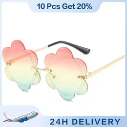 Sunglasses Flower Glasses Comfortable To Wear 24.1g Frameless Petal Clothing Accessories Street Po Clear And Bright