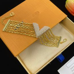 Designer bracelet luxury brand bracelet bracelets designer for women letter coral Chain Design higher quality bracelet jewelry 6 colors very nice