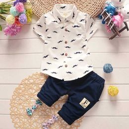 Clothing Sets Summer New Cute Boy Suit Childrens Printed Short-Sleeved Printed Shirt + Shorts Suit Childrens Cotton Cute Baby Clothes Y240415