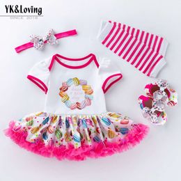 Neues Kinderkleid für kurze Ärmel, 0-2 Jahre altes Mädchen-Babykleid, Kleinkindschuh und Sockenset, 4-teilige Kinderbekleidungsset