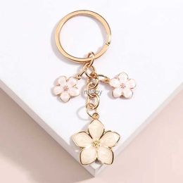 Keychains Lanyards Cute Plant Keychain Sakura Flower Key Ring Enamel Key Chains For Women Girls Handbag Accessorie Car Keys DIY Sweet Jewelry Gifts