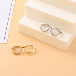Unisex Golden Glasses Shape Clothes Brooches Lovers Alloy Hollow Out Eyeglasses Lapel Pins Women Men Sweater Backpack Hat Clothing2404