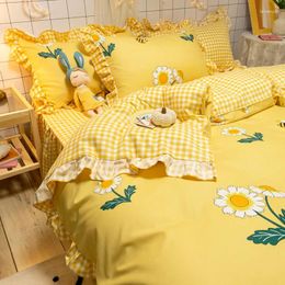 Bedding Sets Yellow Creative Flower Aesthetic Cute Fluffy Set For Girls Bedroom Couette De Lit Home Decoration BD50CJ