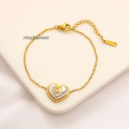 Sailormoon Armband Designer för kvinnokedjor Designer Rostfritt stål Choker Pendant Chain Womens Gift Plated Letter Smycken Tillbehör L2024