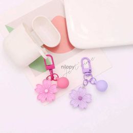 Keychains Lanyards New Sakura Car Keychain Pendant Cute Baking Paint Ball Accessories Colourful Resin Flower Accessories Headset Bag Decoration