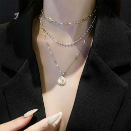 Jewellery World Head Coin Pearl Necklace Japanese and Korean Short Versatile Neckchain Womens Non Detachable Collar Chain