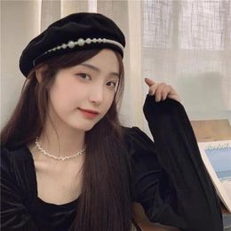 Berets Black Velvet Beret Children Autumn And Winter England Pearl Bud Hat Ladies Spring Elegant Balck