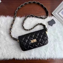 Layer Head Cowhide Bag 2024 Lingge Chain Small Fragrant Style High-end Single Shoulder Underarm for Women