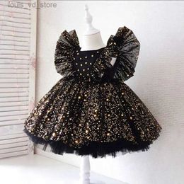 Girl's Dresses Baby Girl Dress 0-5Y Baby Dress Skirt Star Sequin Fly Sleeve Mesh Princess Dress Tulip Baby Girl Dress Show Birthday Party Dress T240415