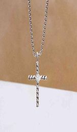 Necklace Fashion Necklaces Dy Ladies Men Punk Women Pendant Popular Inlaid Design Imitation Diamond Jewelry Anniversary Valentine's Day Gift8210367