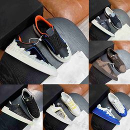 Popular Brand Men Moony Sneaker Shoes Stripe White Black Comfort Chunky Sole Man Skateboard Walking Discount Outdoor Trainers