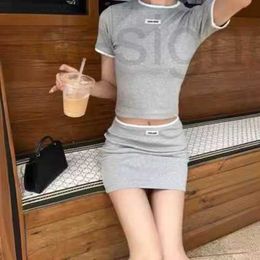 Two Piece Dress designer brand KK24 Spring/Summer New Knitted Grey Set Top Regular Slightly Tight Half Skirt Straight Not J4PF