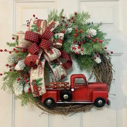 Decorative Flowers QWE123 Red Truck Christmas Wreath Fall Front Door Hanging Artificial Garlands Farmhouse Cherries With Ribbon Xmas