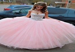 Baby Pink Quinceanera Dresses 2019 Prom Dresses with Rhinestones Sweetheart Quinceanera Gowns Princess Ball Gowns with Crystals Cu3739725