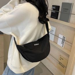 Drawstring Simple Casual Solid Colour Versatile Women's Canvas Single Shoulder Dumpling Bags Fashion Commuting Trend Outdoor Sports Bag