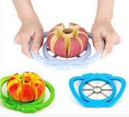 Kitchen Gadgets Apple Corer Slicer Stainless Steel Easy Cutter Cut Fruit Knife Cutter For Apple Pear Fruit Vegetables Tools DBC BH2525714