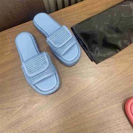 Slippers Weave Women Slipper Fashion Brand Ladies Leisure Runway Colorful Round Toe Beach Shoes Arrival Mules Luxury Slip On Flats