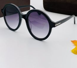 602 Men Women sunglasses fashionable and popular retro style Round highgrade sheet frame antiultraviolet lens frame high quality9370027