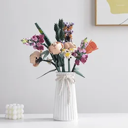 Vases European Simple Ceramic Vase Hydroponic Ins Wind High Appearance Level Advanced Sense Of Home Soft Decoration Light Luxury