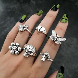 New Metal Personalised Mushroom Set 6-piece Flower Bee Skull Butterfly Joint Ring