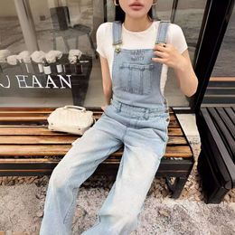 Basic & Casual Dresses Mm Family 24ss Denim Strap Pants Burnt Flower Letter Decoration Chest Pocket Fashionable Versatile