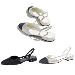 Klobige Wohnungen für Frauen Pumpe Sandalen berühmte Designerinnen Frauen Designer Sandalen Schnalle Schließe Flip Flops Designer Folien Standardgröße Schuhe