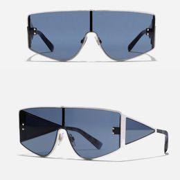 Womens designer square framed sunglasses with metal frame and oversized polyamide integrated lenses D2305 womens high end goggles Radiation Protection