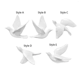 Garden Decorations Bird Swallow Wall Sculpture Simple Easy To Instal Artistic Figurine Realistic 3D Swallows Mounted Decor For El Ornament