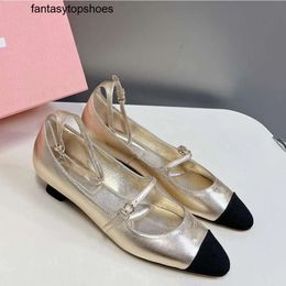 Miui Mivmiv Jane Best-quality 2024 Kitten Heels Mary Sandals Women Lady Girls Low Heel Cap Toe Suede Patent Mocassin Ballerina Designer Shoes Ballet Flats Slide