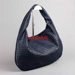 Leather Totes BottegVeneta Hop Handbags Woven Womens Dumplings 2024 New Minimalist Brand Shoulder Bag Autumn and Winter European and Americ have logo HBFMNF