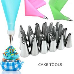 Baking Tools 8Pcs/Set Silicone Pastry Bag Reusable Tips 24 Nozzle Set Cake Icing Piping Cream Decorative