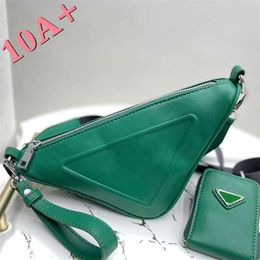 Bag Designers Luxurys Fanny Pack Triangle Design Shoulder Bags Letters Couple Paragraph Purse Temperament Versatile with a Small Hanging Wallet Good Nice