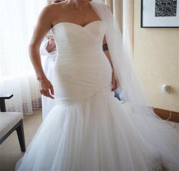 Elegant Strapless Sweetheart Tulle Wedding Dresses Factory Custom Made Ruched Plus Size Lace Up Bridal Gown High Quality Vestido D1393111