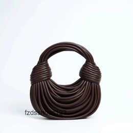 Womens Knitted Knot Designer Venata Small 2024 Bags Botteega Bag Hand Leather Handbag Round Lady Cattle Brand Handbags Double Purse Noodle Totes RB73