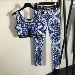 Spring/summer Yoga Exercise Set Blue White Porcelain Printed Slim Fit Tank Top+elastic Slimming Underpants