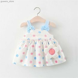 Vestidos de menina Meninas de verão Vestido novo 2 peças/set grátis Bolsa fofa Flor Flor Flor Bow Kled Diário Algodão Vestido Confortável de Algodão Y240415Y240417FEJ7