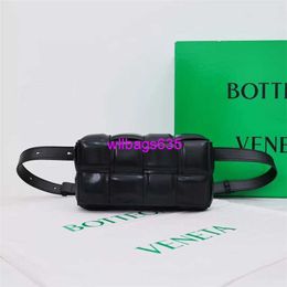 Leather Shoulder Bags BottegvVenet Designer Bags Milk Hoo Little Fatty Padded Cassette 8 Grid Oil Wax Skin Pillow Waist Bag Light Luxury Cross have logo HBZ9TP